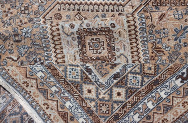 Rug W22-0601 - Image 6